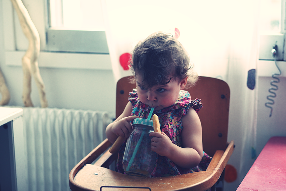 Les poussées dentaires chez bébé : que penser du collier d'ambre ?